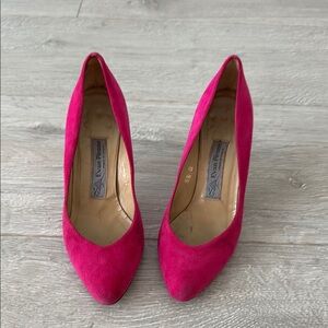Vintage Pink Suede Pumps